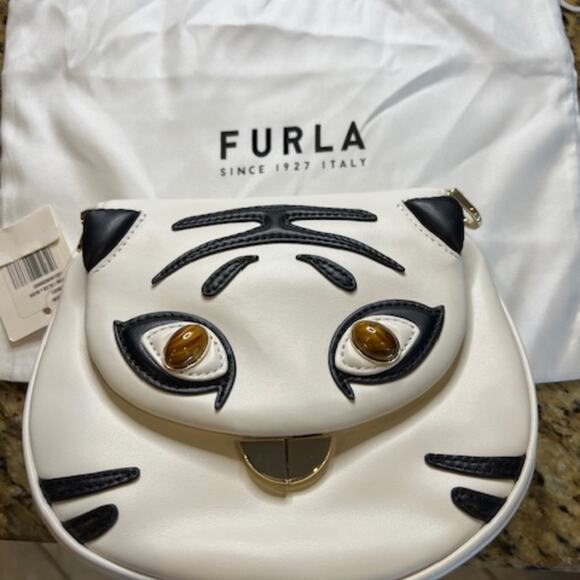 FURLA Women's Leather Shoulder Bag In Talco - NWT - Picture 4 of 10